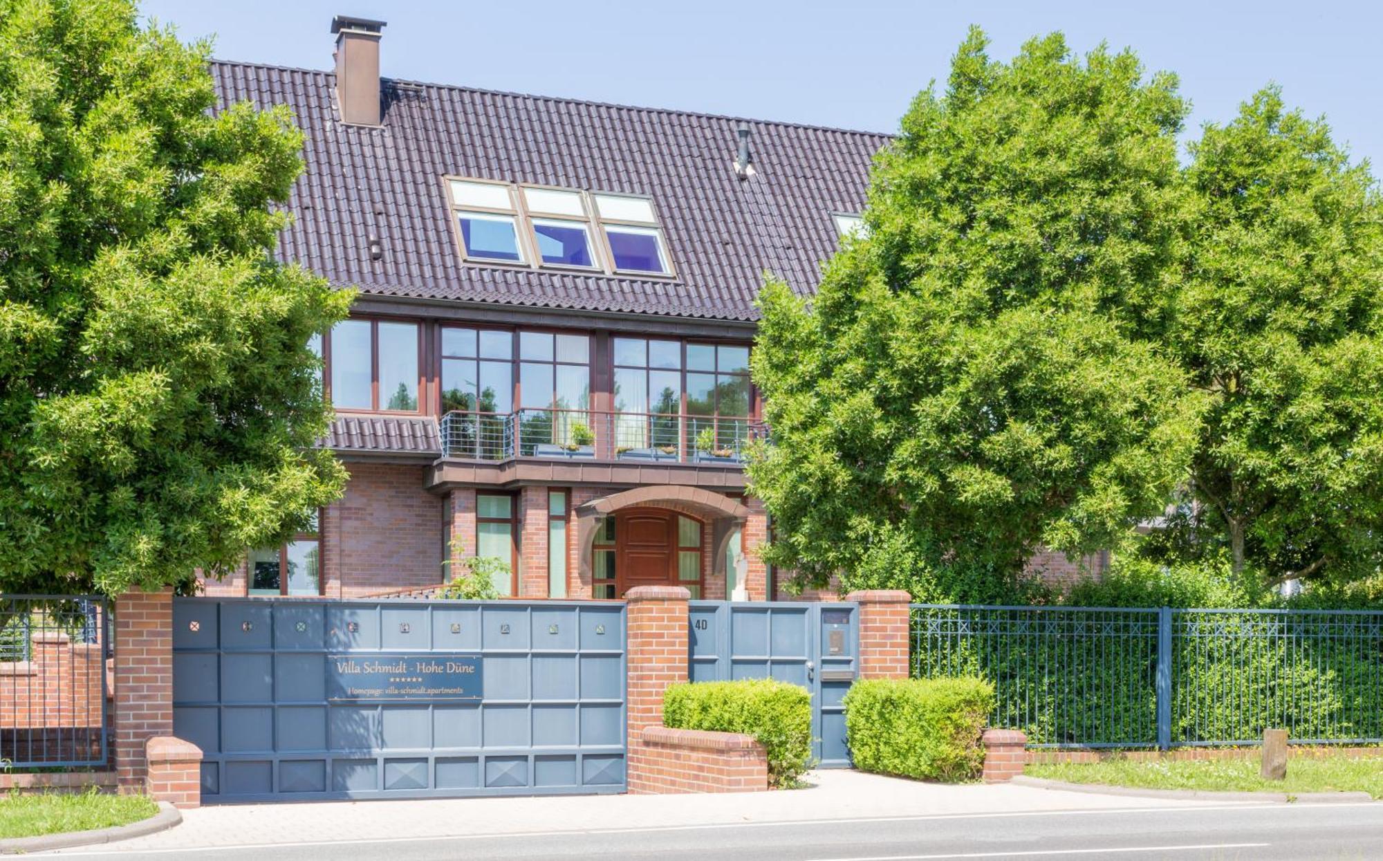 Schmidt Warnemuende - Strandhaus In Erster Meereslinie I *